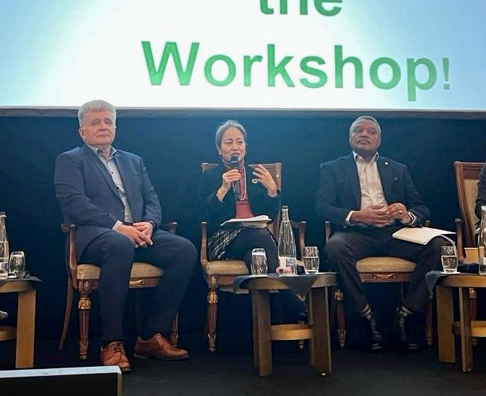 shokonoda's tweet photo. “Conflict prevention is cheaper than response”

Opened Montreux VII Workshop hosted by the Joint @UNDP @UNDPPA Programme together with @UN_SDG.

We’re thankful for partners’ support 🙏🏻 to this joint programme. 

📷 Back in Maldives, I worked on prevention with @JencaMiroslav. https://t.co/12fOHpxvdU