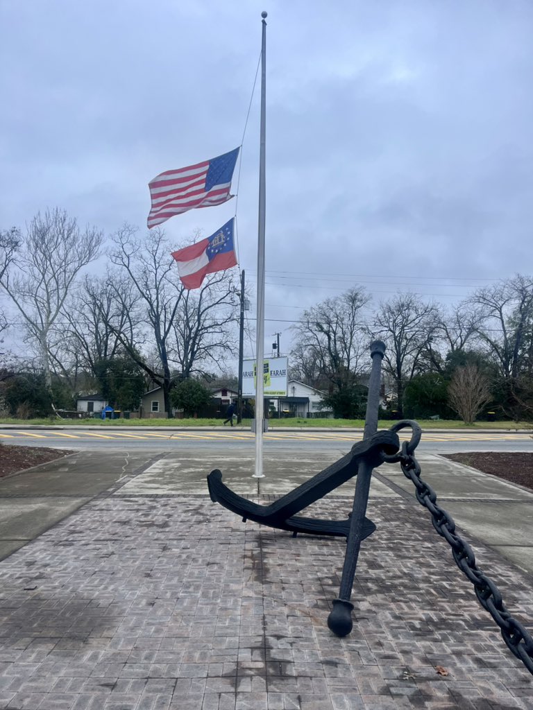 TonyFoy4's tweet photo. @ABWilliamsElem1 paused this morning in memory of our very own Savannah native, Sgt. Breonna Moffet, and the other fallen soldiers from Georgia. Today, our flags will fly at half-staff in honor of their courage and service! 
@SCCPSS https://t.co/jDCfDMRJ1j