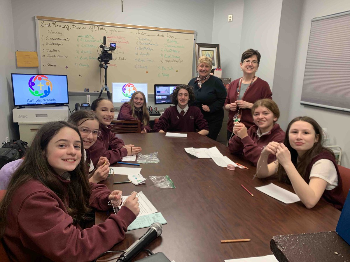 SjrSchool's tweet photo. What a beautiful CSW and we continue to share the spirit of the week.  Last Tuesday we celebrated our Nation with a school-wide rosary. https://t.co/DppqGuJLlD