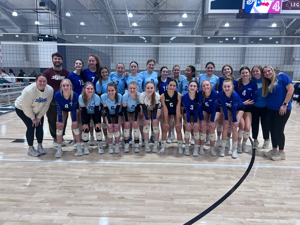 Lots of hardware for our teams from the Central Texas Challenge! 17 Royal &amp; 16 Royal take 1st! 18 Royal earns 2nd, and 15 Royal &amp; 15 Black earn third! #outwork #weareskyline