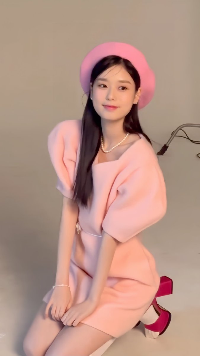 Pink girl 🩷❤️‍🔥