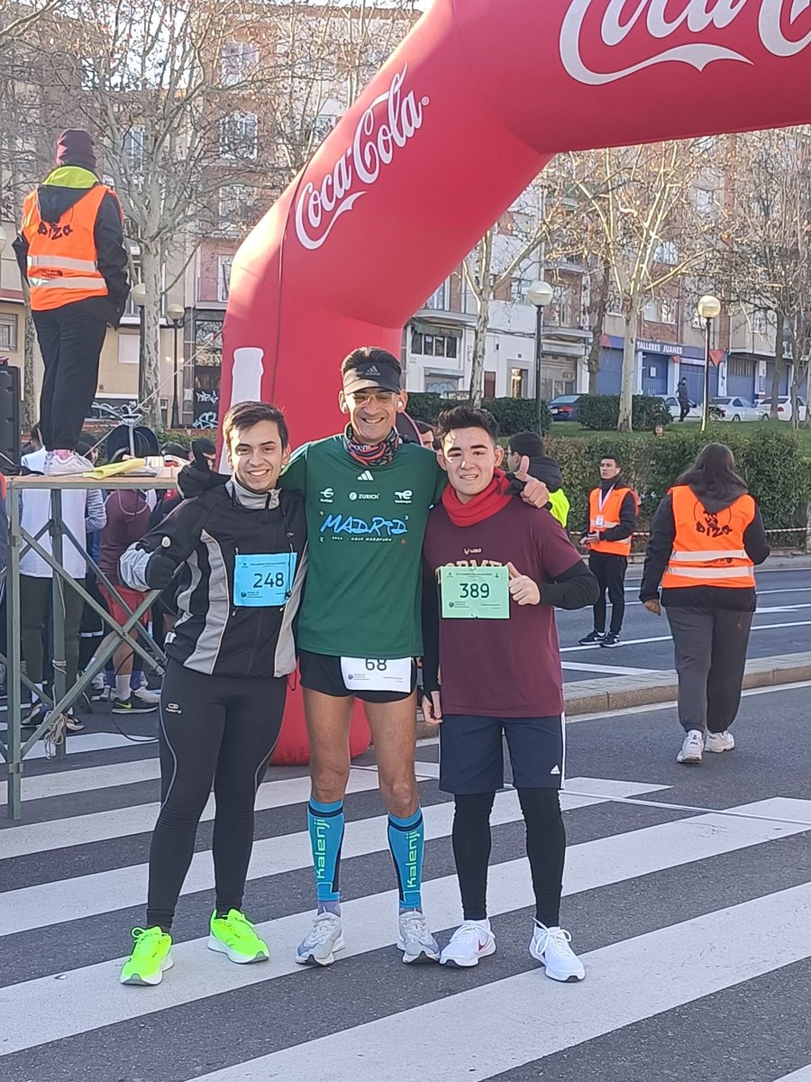 #Yoelegícorrer tweet media