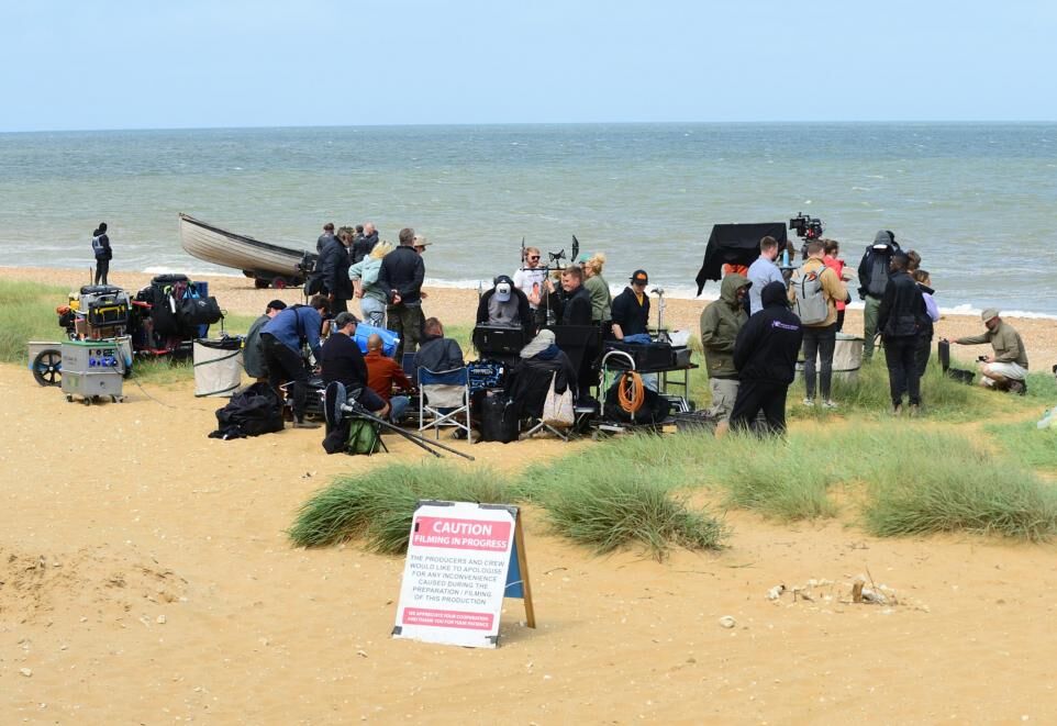 ProgenPower's tweet image. 🌟 🎥🎬 Lights, Camera, Action from Progen Power! ⚡

Providing power requirements throughout 2023 for production of drama series "Mary &amp;amp; George".

#ProgenPower #FilmProduction #MaryAndGeorge #PowerSupply #BehindTheScenes #EntertainmentIndustry #HistoricalDrama #HVO