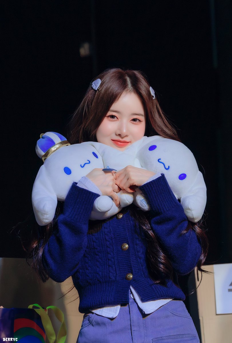BerryC__'s tweet photo. 240203
☺️❤️

#스테이씨 #시은
#STAYC #SIEUN