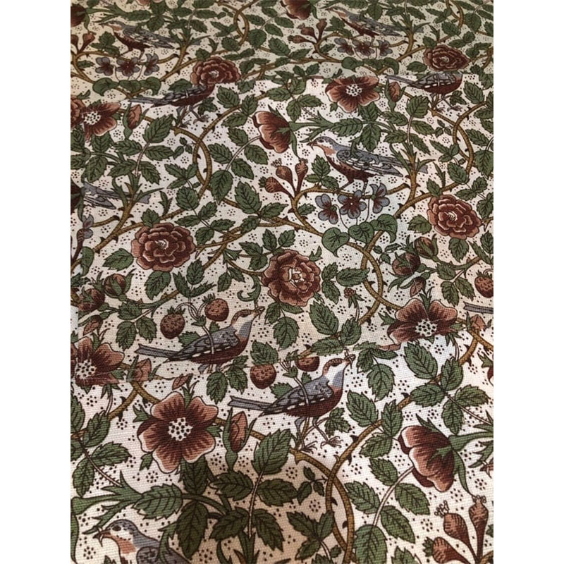 TodayezCo's tweet photo. Step into the past with our Vintage Liberty Fabric Adult Apron – a timeless blend of elegance and nostalgia, adding a touch of vintage charm to your culinary adventures. 
Get it now: https://t.co/JJZcCpx4jA https://t.co/zSTH9rqH4t
