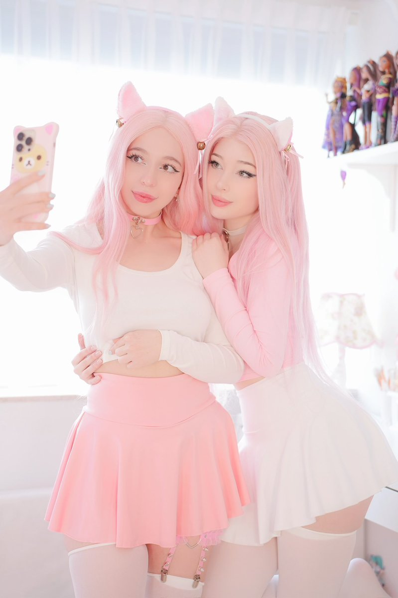 elflina_kim's tweet photo. Do you want to get our selfies in your DMs? Then comment under this post 🤍 https://t.co/beu1rH3dkE