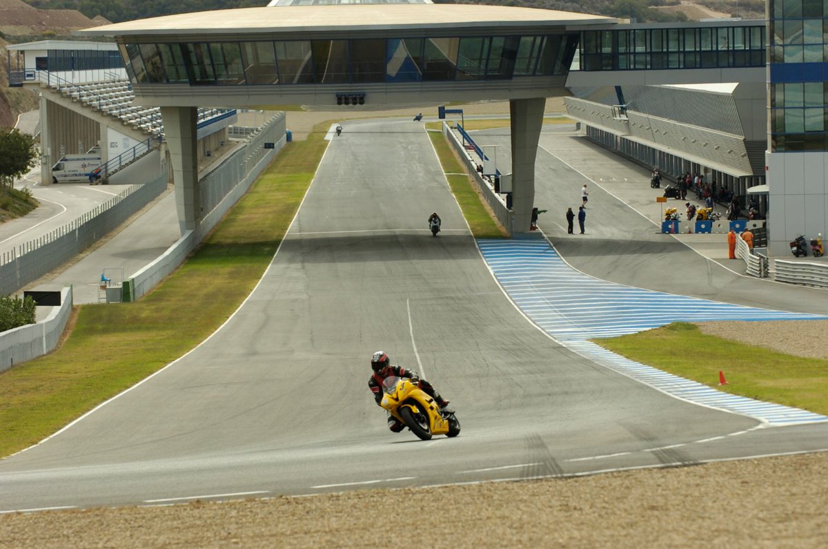 Track Sense tweet media