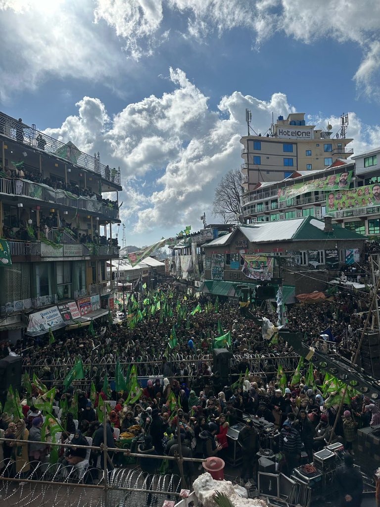 Malik Waqas Awan🦁 tweet media