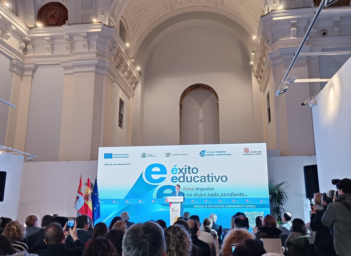 Inauguración de la Jornada de difusión del Programa del Éxito Educativo a cargo de D. Alfonso Fernández Mañueco.
Nuestro modelo educativo que funciona gracias a:
✏️Toda la comunidad educativa
 ✏️Reconocimiento del esfuerzo y apoyo al alumnado
✏️Formación de los docentes
<a href="/educacyl/">Educación JCyL</a>