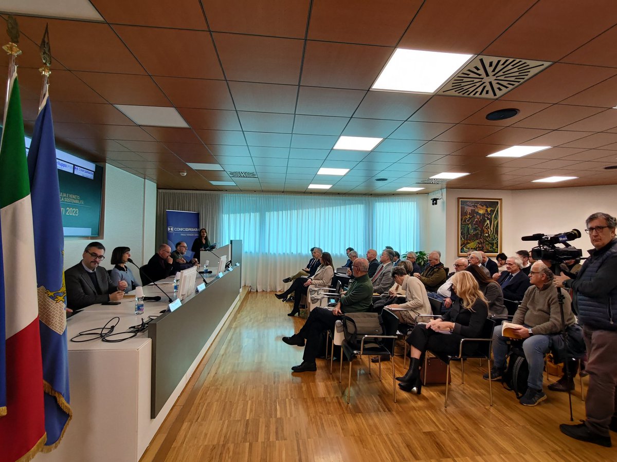 In sede di Udine della #regionefvg presentiamo con <a href="/BccPnMonsile/">Bcc Pordenonese e Monsile</a> la terza edizione della ricerca MutaMenti tra sostenibilità, demografia, sviluppo economico.