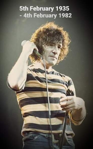 Ivycottagebaker's tweet photo. Happy Heavenly birthday to Alex Harvey
5th Feb 1935 - 4th Feb 1982
Thanks for the music and the memories #Vambo #SAHB https://t.co/G9fsvbjOFR
