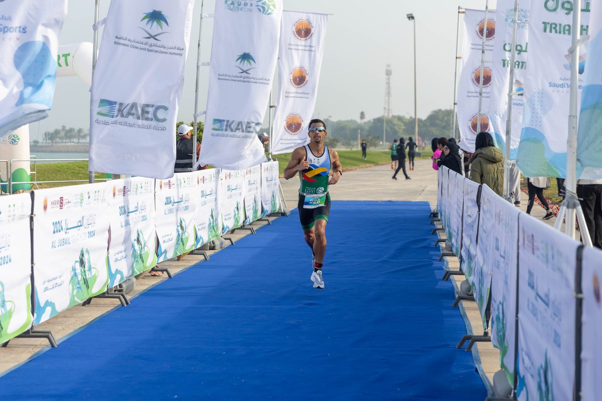 📸 | لقطات من بطولة ترايثلون الجبيل
شاطىء دارين

لايفوتكم الحماس 😎
🏊‍♂️🚴🏃

<a href="/triathlonksa/">ترايثلون السعودية | Saudi Triathlon</a>
#الاتحاد_السعودي_لسباق_الثلاثي