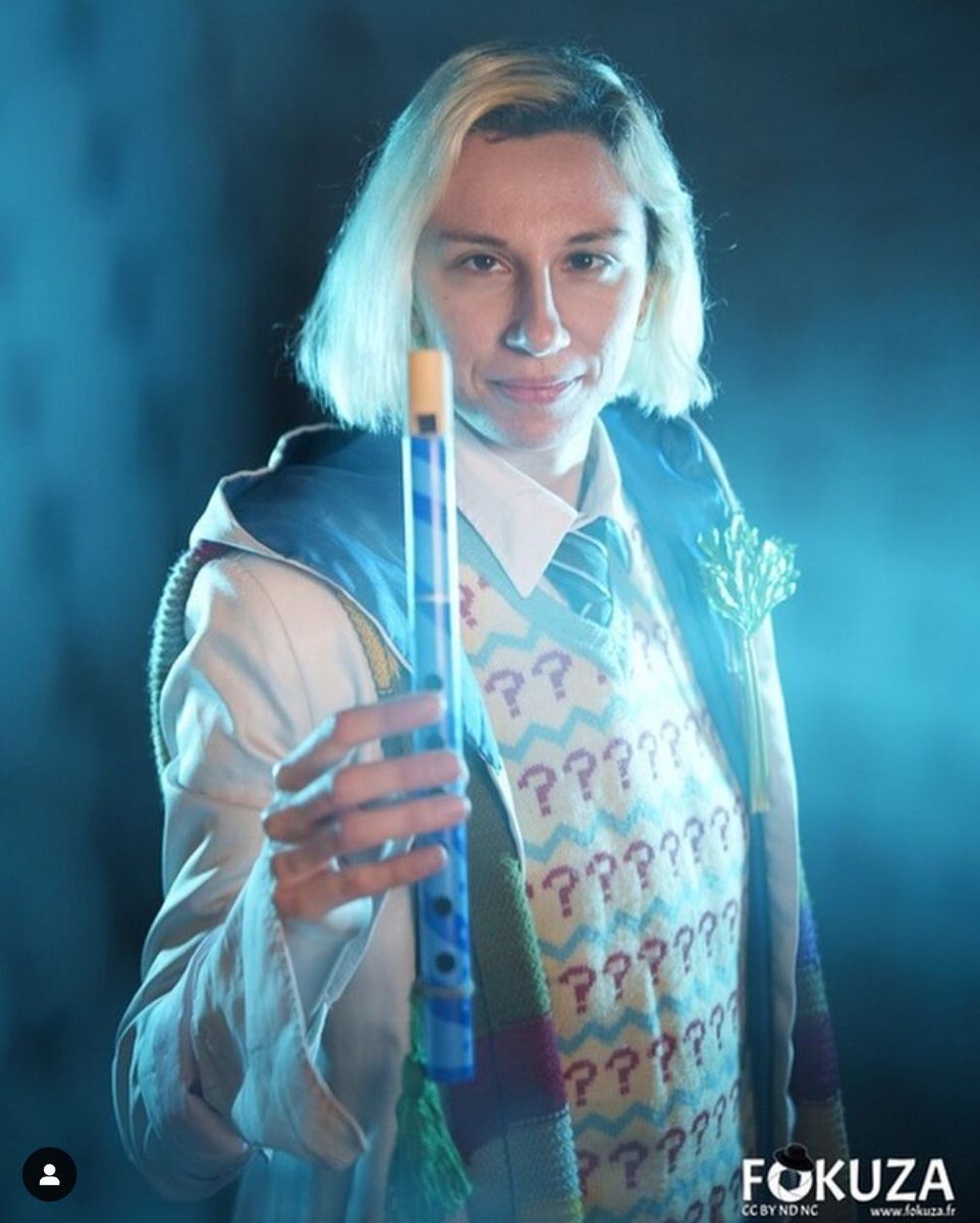 Lovarzi's tweet photo. 💫 🇬🇧 Hiiii ! I am happy to present you my cosplay of the "Master Doctor" in the last episode "power of the doctor" ! 
Jumper from: @lovarzi_official 

#doctorwho #doctorwhocosplay #thethirteenthdoctor #doctormaster #multidoctor #thirteenthdoctor #thirteenthdoctorcosplay https://t.co/FanBlTv5nG
