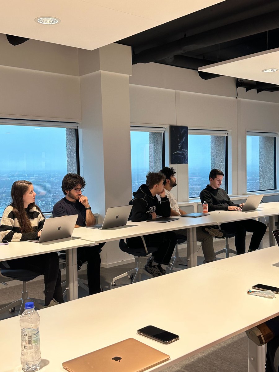 LunatechLabs's tweet photo. Thanks to Natan Tesfaye for the great talk about the concurrency history in Java! It is always important to look at the past and watch the way new features were introduced. It helps to have a better understanding of language and its tools in general #Lunatech #Rotterdam #Java https://t.co/kqQTIiyEYo