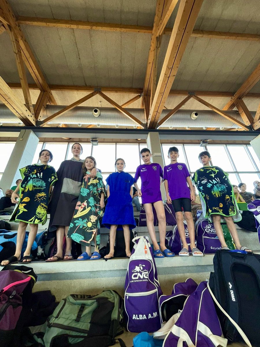 CNGuadalajara's tweet photo. 🏆 II Kids Spanish Cup - XXXVIII Cto de España Infantil y Cadete de invierno🇪🇸

Acudimos a este campeonato con un total de 21 deportistas, uno de los clubes con mayor número de participantes.

Impecables tanto en el agua como en la grada… 👏😁
Go Sharks…💜🦈 https://t.co/G1Irs6OWET