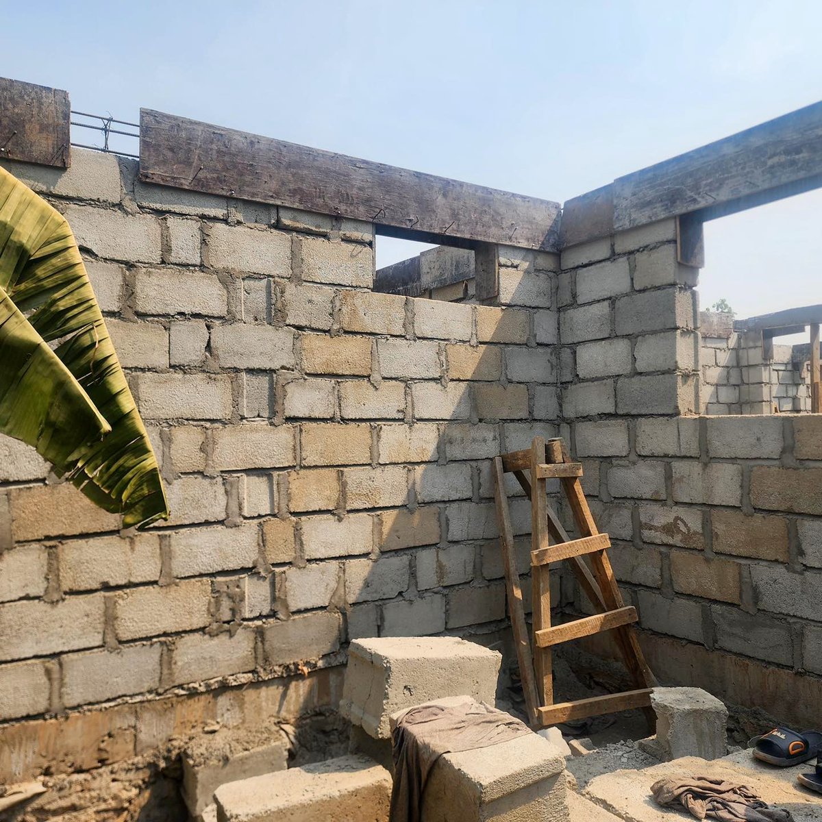 IRAC_LTD's tweet photo. We are IRAC LTD, the best local construction company that can execute your project (dream house) accurately within the budget.
We cooperate with our clients so that they can achieve what they hope to accomplish.

Contact: +211921103103
Visit: https://t.co/Ca9RYQaaq8
#construction https://t.co/5naCQjmmxu