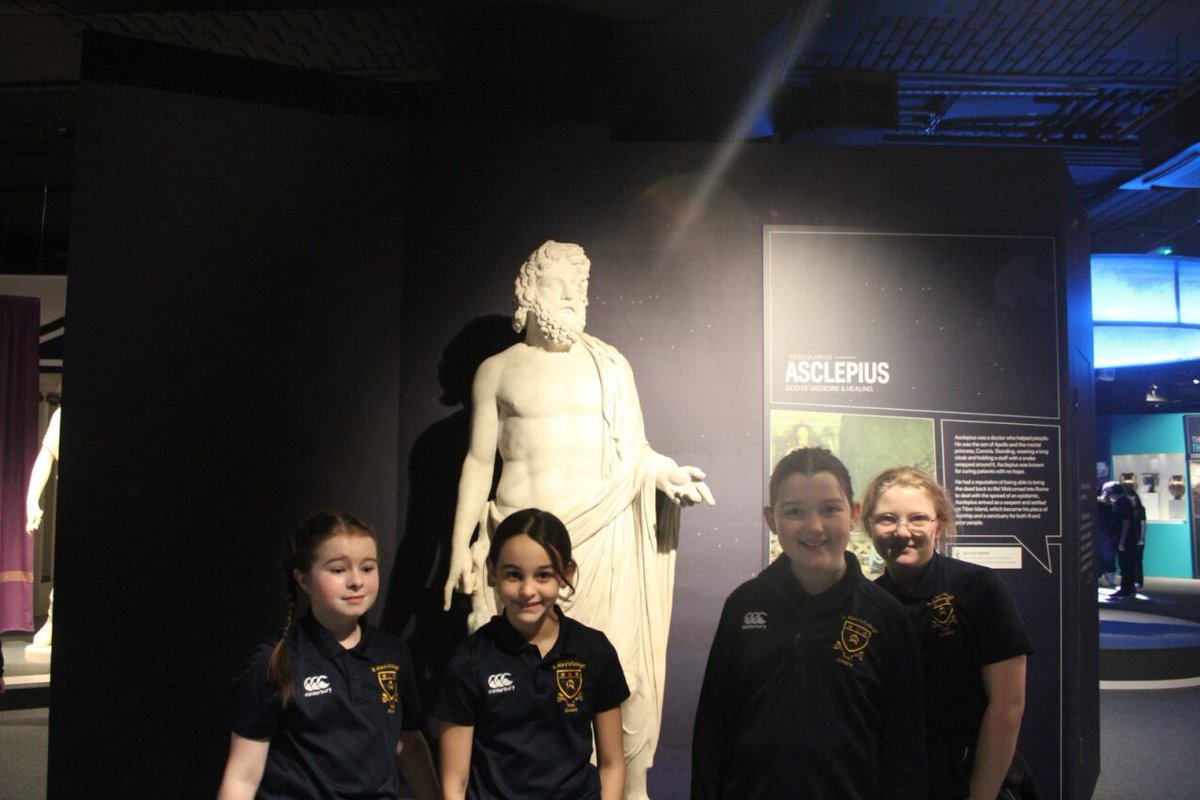 stmarys_prep's tweet photo. On Tuesday, Year 5 had a wonderful trip to the @World_Museum. They visited the 'Return of the Gods' exhibition and studied ancient Greek and Roman artefacts. π¬π·
#artefacts #gods #returnofthegods #greek #learn https://t.co/w2UoW2XHLH