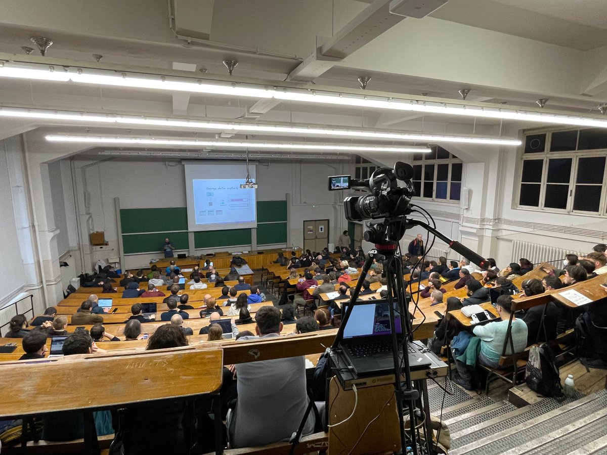 fosdem_hpc's tweet image. #FOSDEM'24 was a blast, what did you expect...
Thanks to everyone who gave a talk or volunteered to help organize the #HPC devroom, you are amazing!
This was the 10th edition of the HPC devroom at @FOSDEM, and we're not done yet...
Hopefully see you next year!