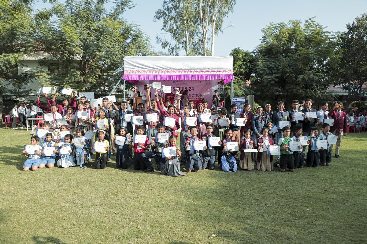 MITAOE's tweet photo. Scicon Science Festival 2024 was organized at MIT Academy of Engineering to encourage young scientists. Since 2014, this competition is organized for the students of 1st to 12th standard. Around 150 to 200 teams enthusiastically participate in this tournament.

#mitaoe https://t.co/pxWUCPODSy