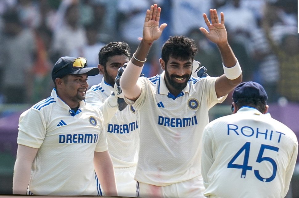 Sarfaraz_JK's tweet photo. 💪💪 Wining MOMENT
💚💚
#INDvENGTest #INDvENG #BCCI https://t.co/9qaTBdpj4i
