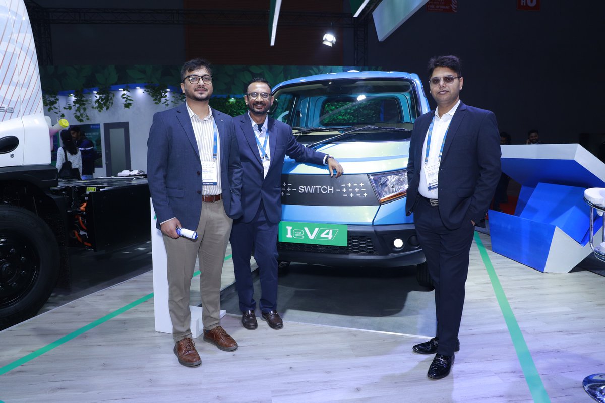 switchmobilitye's tweet photo. Distinguished and proudly positioned, SWITCH IeV 4 steals the limelight at the prestigious Bharat Mobility Global Expo 2024. It's not just a showcase; it's a statement of intelligence and elegance!
#SwitchMobility #MoveBetter #MoveBetterWithSwitch #EV #EVBus #Technology #ElectricVehicle #EVMobility #sustainabilitygoals #bharatmobilityglobalexpo2024