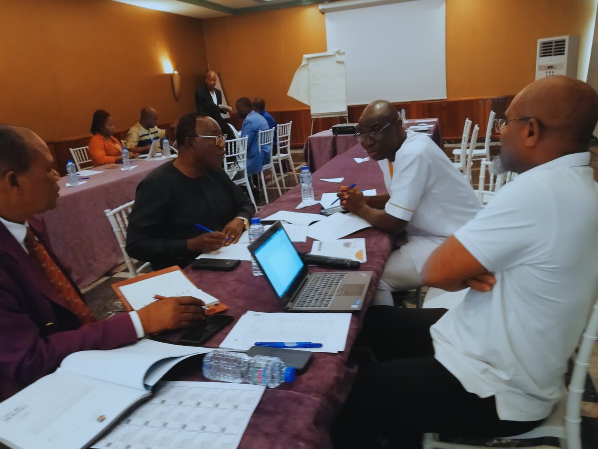 03 domaines clés concernés: 
✅santé et le bien-être
✅éducation et sport
✅entrepreneuriat 
La rencontre a réuni experts, acteurs locaux pour discuter, partager des idées &amp; proposer des actions concrètes qui favoriseront un changement positif dans la société togolaise. 2/2