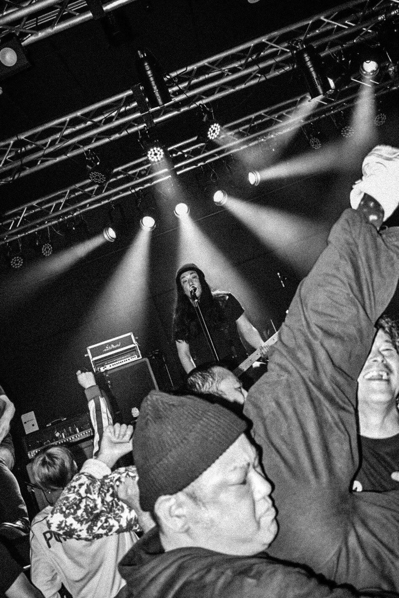 waterweed's tweet photo. Feb 3th 2024 at HOLY MOUNTAIN Osaka Namba
Photo by @Shota_000
More photos on...
https://t.co/7sMUVMvo4S
#waterweed_jp #schecter #schecterbass #volcom #volcomjapan #regulator #regcrew #nikisaga #nikisagastrap #maximum10 #lockjawrecords #livephoto #osaka #japan #holymountain https://t.co/ddzbtekVuR