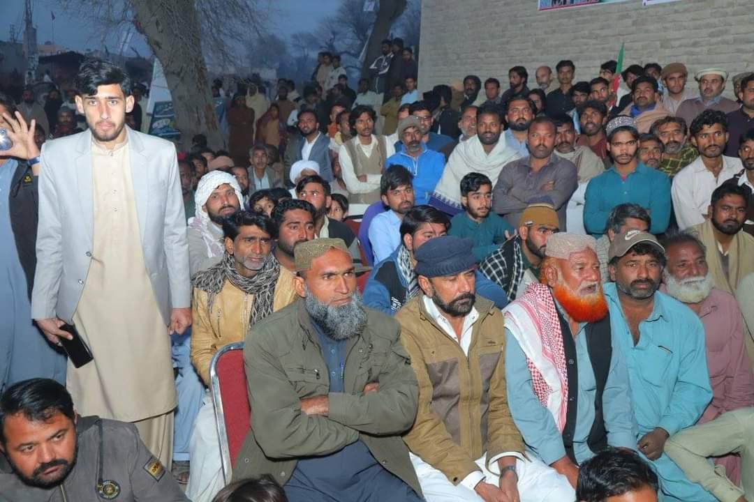 PTISPOfficial's tweet photo. امیدوار پاکستان تحریک انصاف #PP228 کیپٹن عزت جاوید,سابق ایم پی اے عامر اقبال شاہ، میاں شفیق آرائیں کی یونین کونسل 386 میں آمد۔چودھری مقصود چک اوڑا والا کی جانب سے منعقد کیے گئے پروگرام میں شرکت.
#ایاک_نعبد_و_ایاک_نستعین https://t.co/dLUixsBBSy