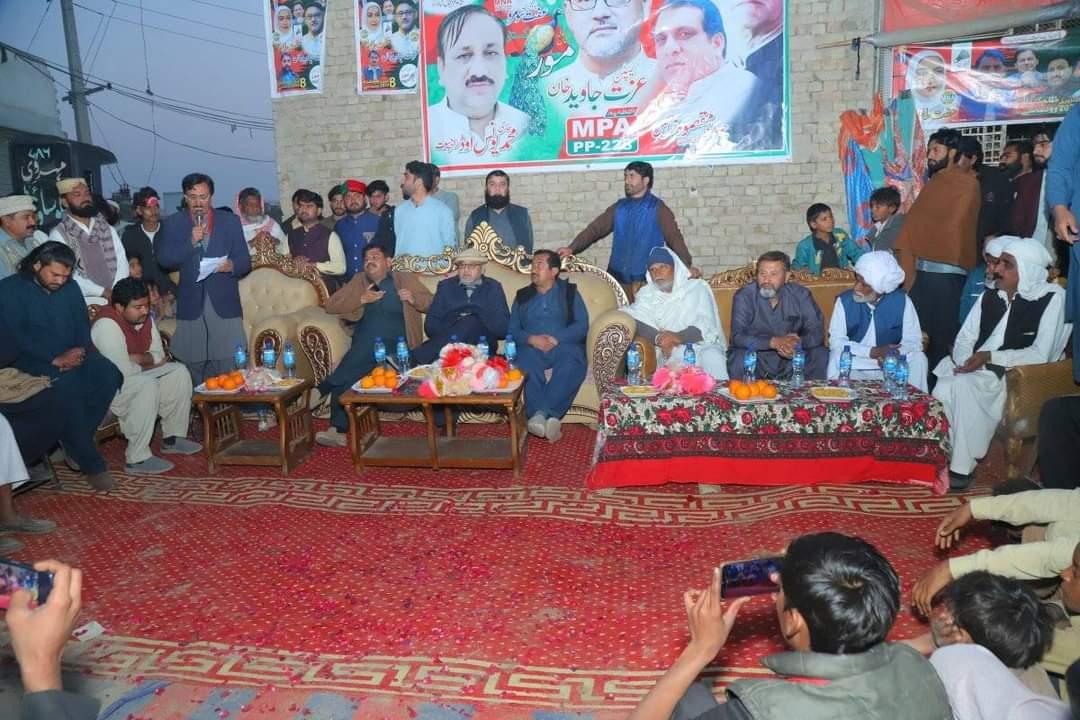 PTISPOfficial's tweet photo. امیدوار پاکستان تحریک انصاف #PP228 کیپٹن عزت جاوید,سابق ایم پی اے عامر اقبال شاہ، میاں شفیق آرائیں کی یونین کونسل 386 میں آمد۔چودھری مقصود چک اوڑا والا کی جانب سے منعقد کیے گئے پروگرام میں شرکت.
#ایاک_نعبد_و_ایاک_نستعین https://t.co/dLUixsBBSy