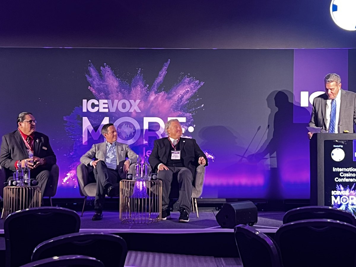 Shawn Wiora tweet media