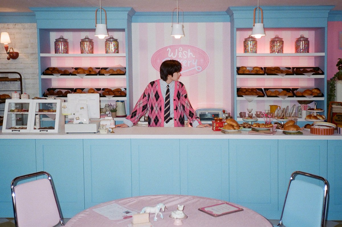 The bakery owner's day 📸 by #YUSHI #YUSHI #SAKUYA #유우시 #사쿠야