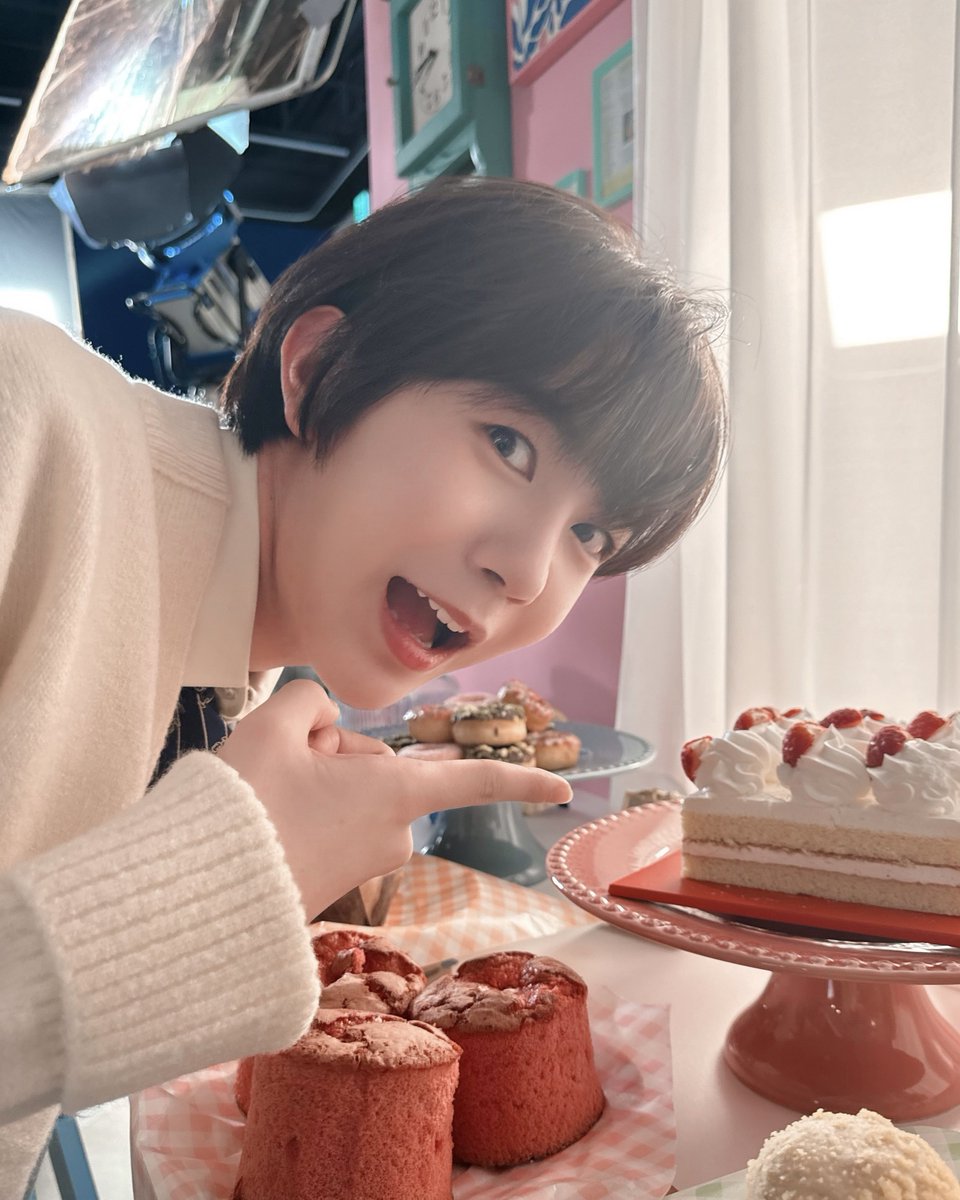nctwishofficial's tweet photo. 👨🏻‍🍳☕️🧁

#JAEHEE #RYO #SAKUYA
#재희 #료 #사쿠야
#ジェヒ #リョウ #サクヤ 
#NCTWISH #WISHBAKERY https://t.co/oSeCYNBHNv
