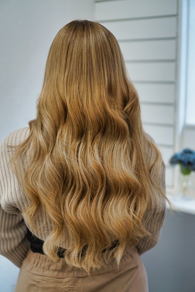 Vackert hår! bokadirekt.se/places/fairwit…