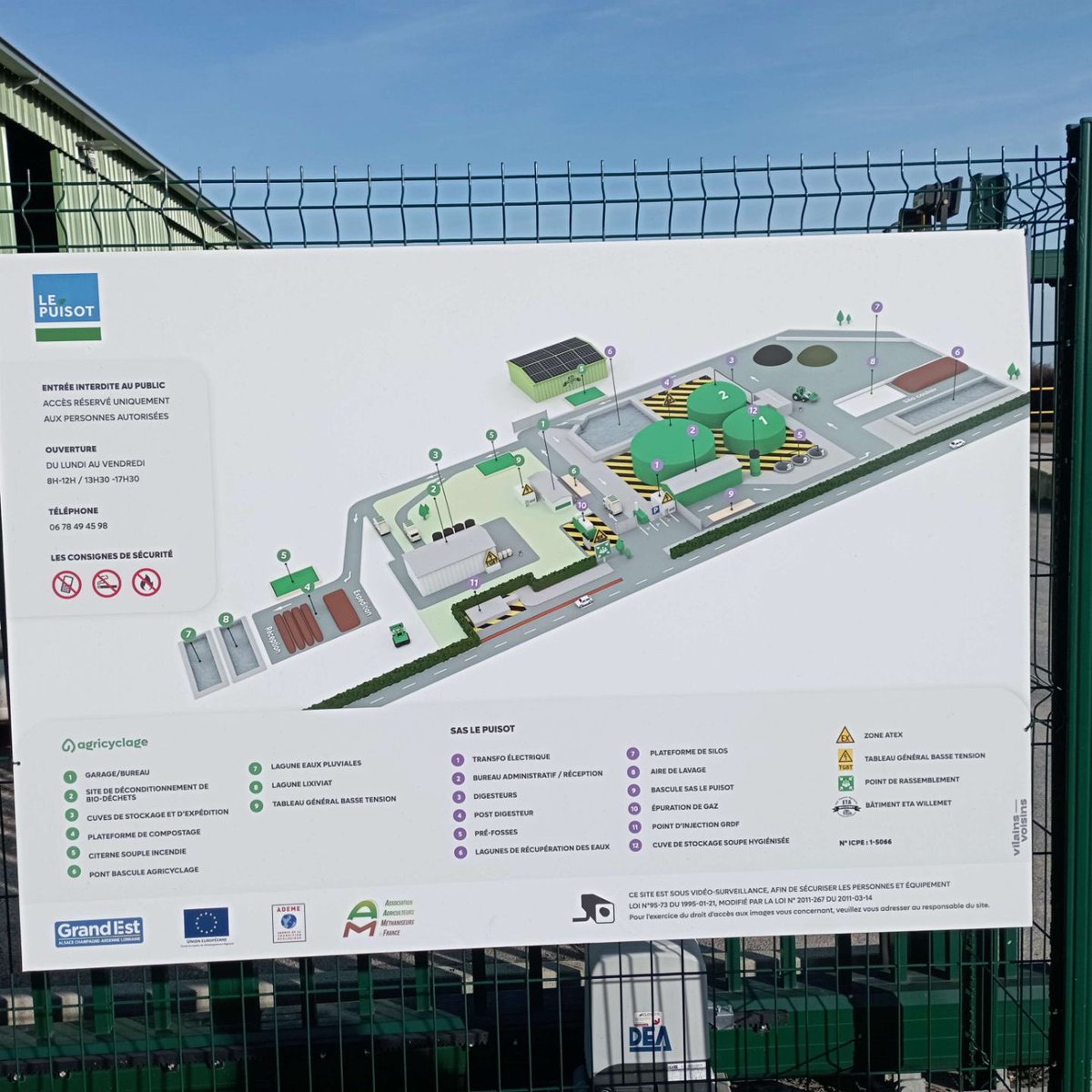 MasterCEETE's tweet photo. 🌾Visite🌾

Lundi 29 janvier, nos étudiants ont eu l’opportunité de visiter un méthaniseur et l’entreprise Agricyclage près de Rethel. 

Merci au @CmqBioeco,@romaindebref et à Louis-Joseph Samyn président associé d’Agrocyclage pour l’organisation de cette visite ! 

#methaniseur https://t.co/GAC5AaHvzT