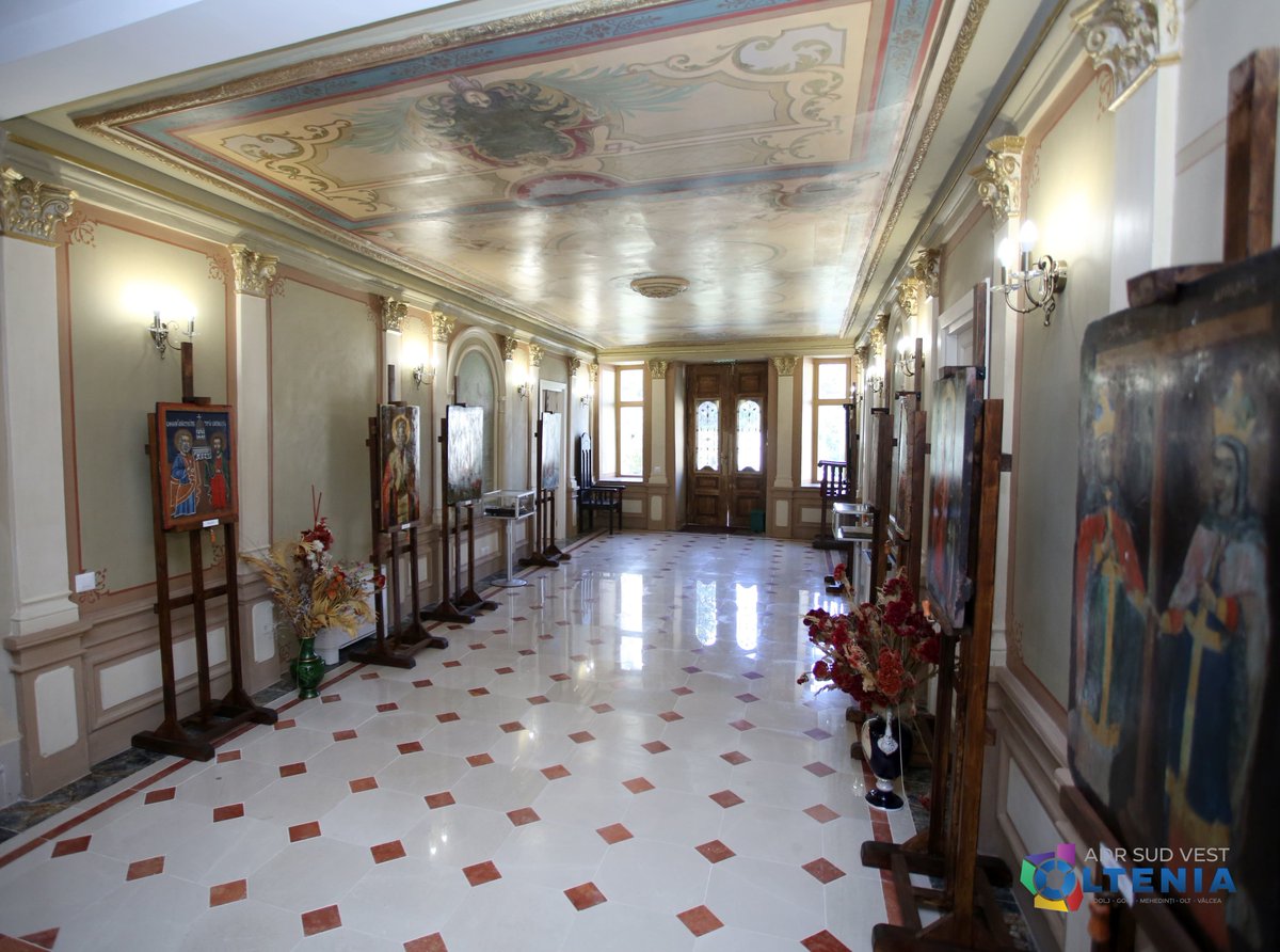 Emblemă a Slatinei, readusă la viață! Casa Fântâneanu a fost restaurată prin Programul Operațional Regional 2014-2020 și găzduiește o expoziție permanentă de icoană veche, carte bisericească și obiecte de cult.
Detalii, aici: facebook.com/adrsvoltenia/p…