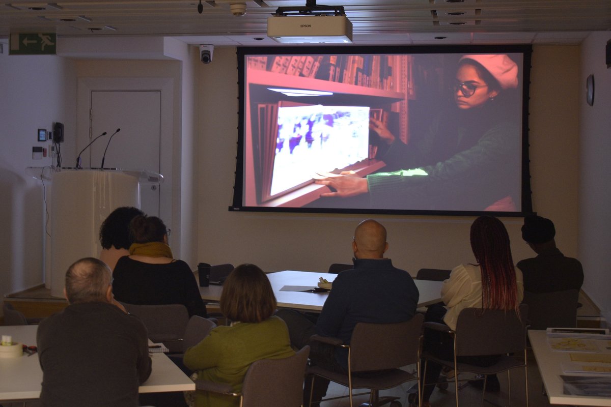 theULSpecColl's tweet photo. Zambia kuchalo 🇿🇲 putting Zambia on the map! Our latest blog post reflects on a recent @camvisculture  fellowship to explore methods of creative intervention &amp; new ways to engage with colonial-era collections. https://t.co/INxzBlbZ33 https://t.co/AOJw2f8hJd