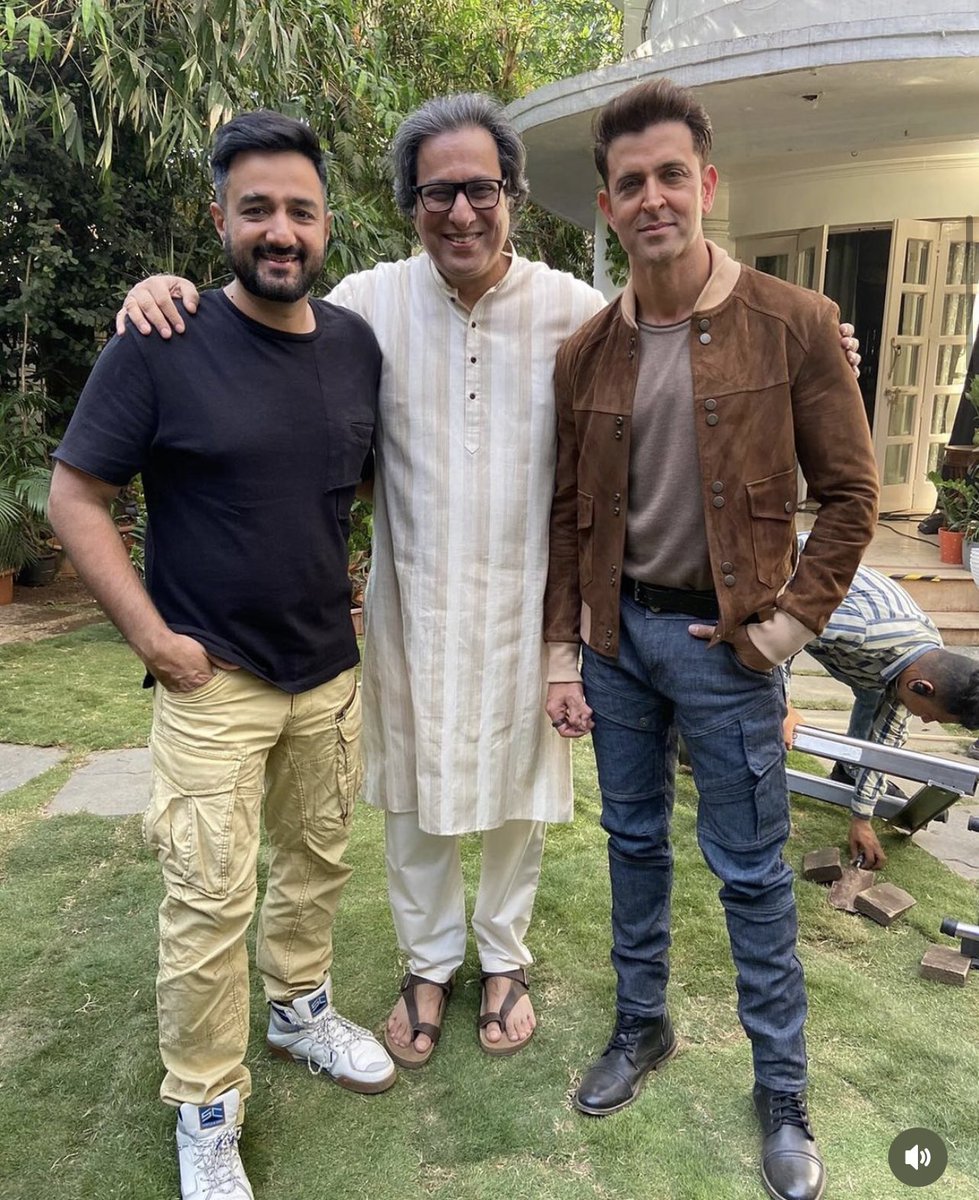 The Pathanias! #Hrithik and Sid with Talat Aziz. #Fighter