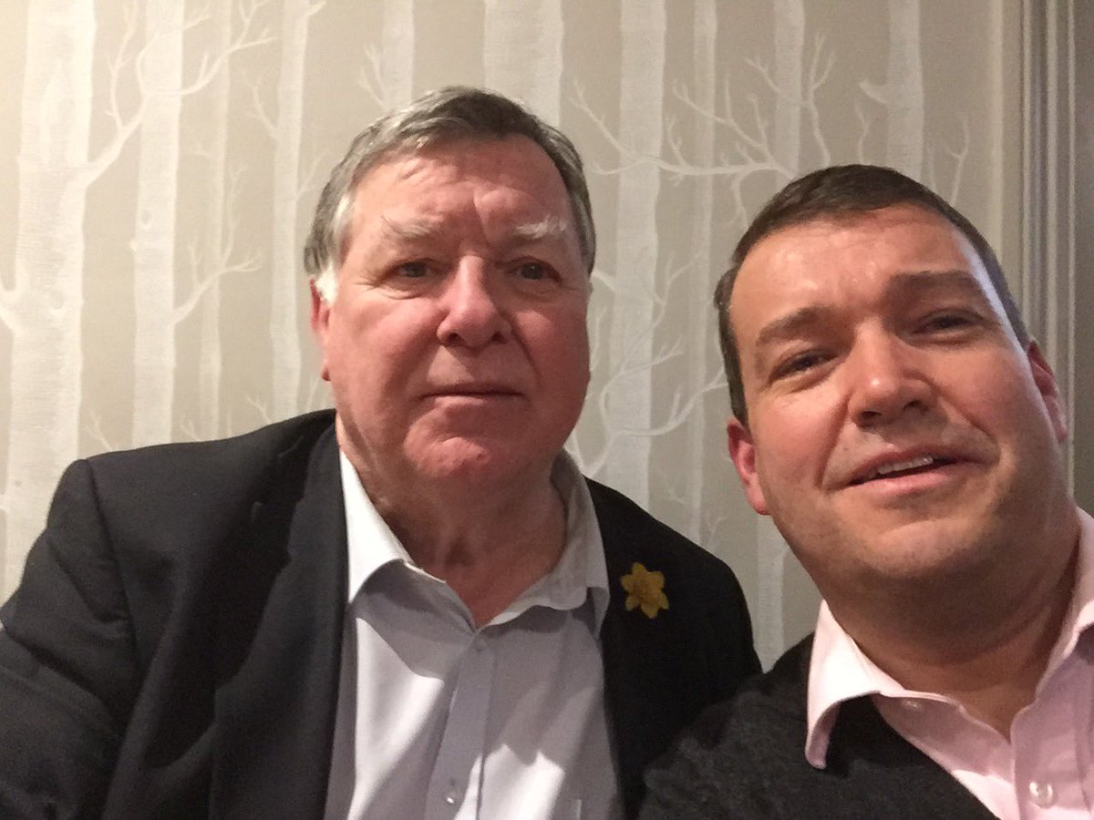 mark_jacques's tweet photo. “Disaster struck this morning
When a fitter's mate named Ron
Cracked the mould of solid gold
That once made Barry John.” The Outside Half Factory- Max Boyce. #BarryJohnTheKing https://t.co/zFmltInakF