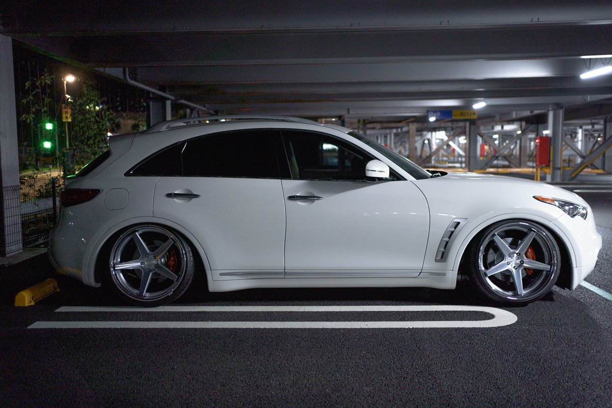 rb8800s's tweet photo. #Infiniti 
#FX35
#車売ります https://t.co/nkxMTlnXXN