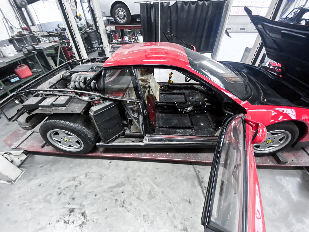 NielsvanRoij's tweet image. New Coachbuilding Project

The project is now on its way full throttle! 🪚
______

#coachbuilt #coachbuild #coachbuilder #coachbuilding #cardesign #cardesigner #oneoff #coachwork #cardesignworld #cardesigncommunity #cardesigndaily #NielsvanRoijDesign #V12 #sportscar #supercar