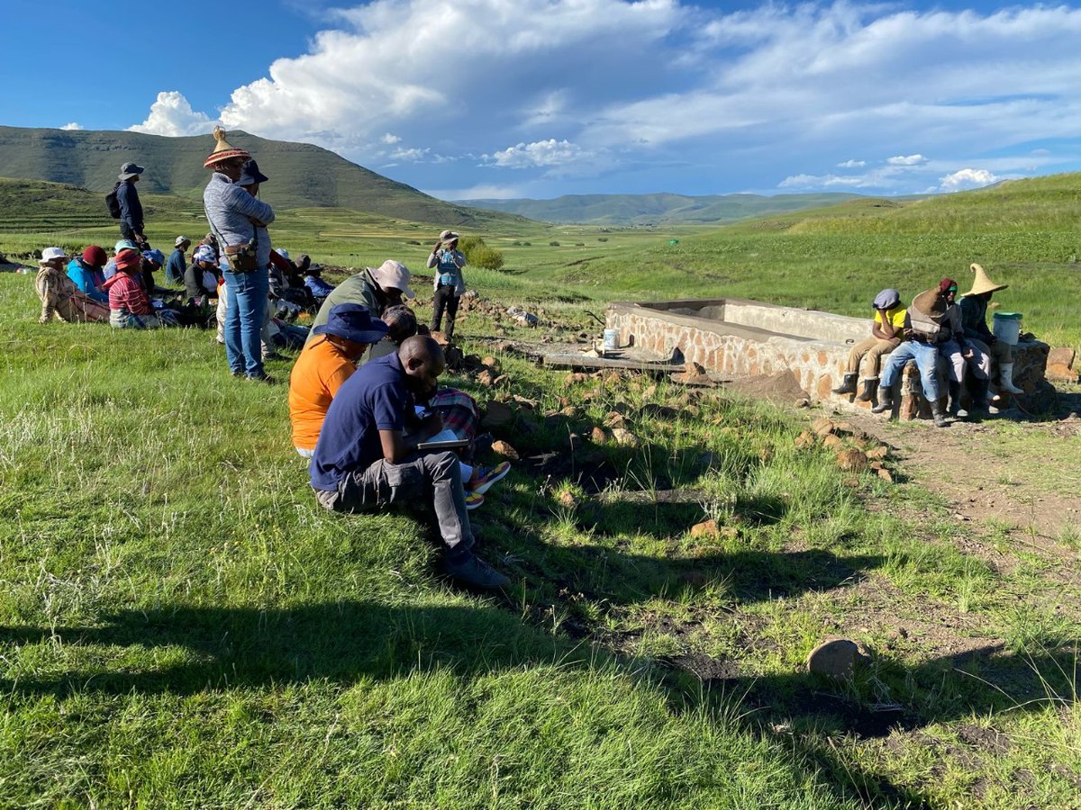 UNDPLesotho's tweet photo. 🌎 Last week, the UNDP team, in collaboration with @renoka_movement, led by UNDP Lesotho Resident Representative Dr. @JacquiyOlweya, were actively exploring case study strategies and methods for area-based programming in the Semonkong region. 🚀 #UNDP #DevelopmentJourney https://t.co/mljQkgshHG