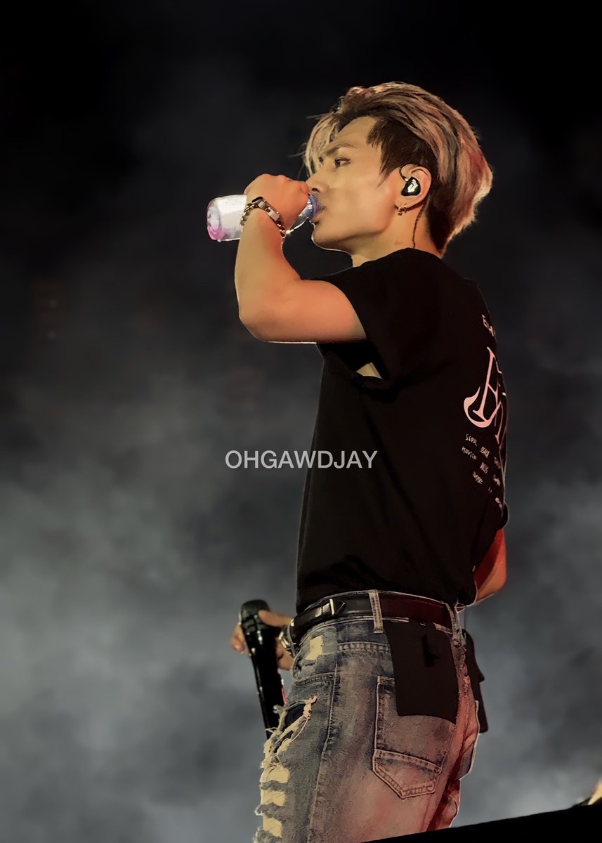 JAWLINE 🔥🔥🔥

#JAY #제이 #ジェイ #엔하이픈_제이 #ENHYPEN_JAY #ENHYPEN 
#FATE_IN_NEWCLARK_CITY