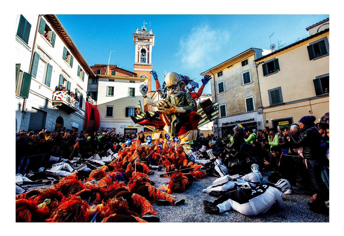 cantiererustici's tweet photo. Il bello del carnevale è che ti puoi mettere sempre una maschera diversa...... E NOI lo facciamo. https://t.co/ZipbG2qNzJ