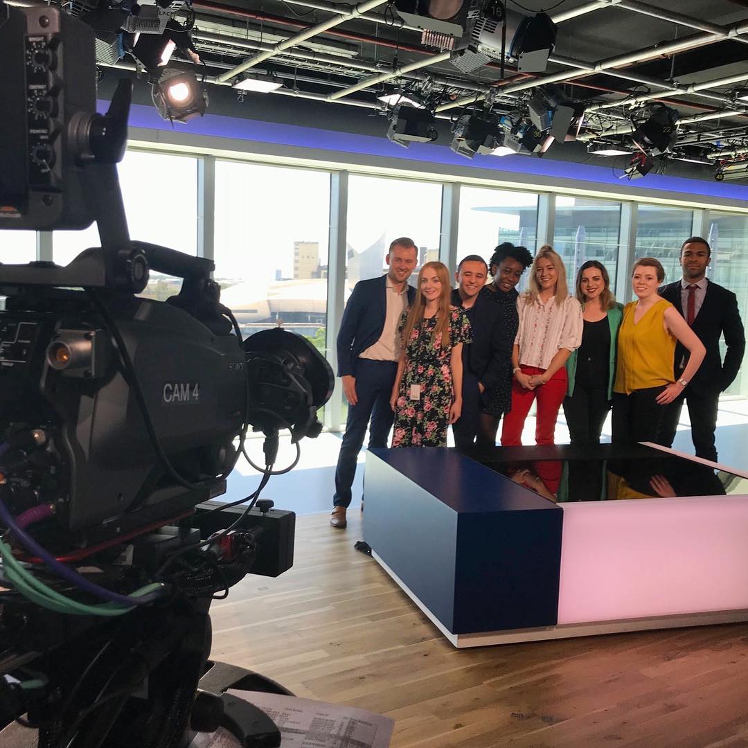 ciarace's tweet photo. Applications are now open for the @itvnews traineeship. I joined @ITVWales as an #ITVnewstrainee in 2017 and I've been here ever since - now working as a programmes producer. The traineeship is an amazing opportunity to get into the industry @itvcareers🎥 https://t.co/Ydk5yJZQGh https://t.co/ST0OFZltz0