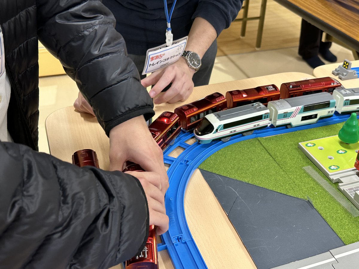 east_rokugousen's tweet photo. GSEの編成が分からず組成に苦労する様々な人
#MTC16 https://t.co/7MGwW4i43t