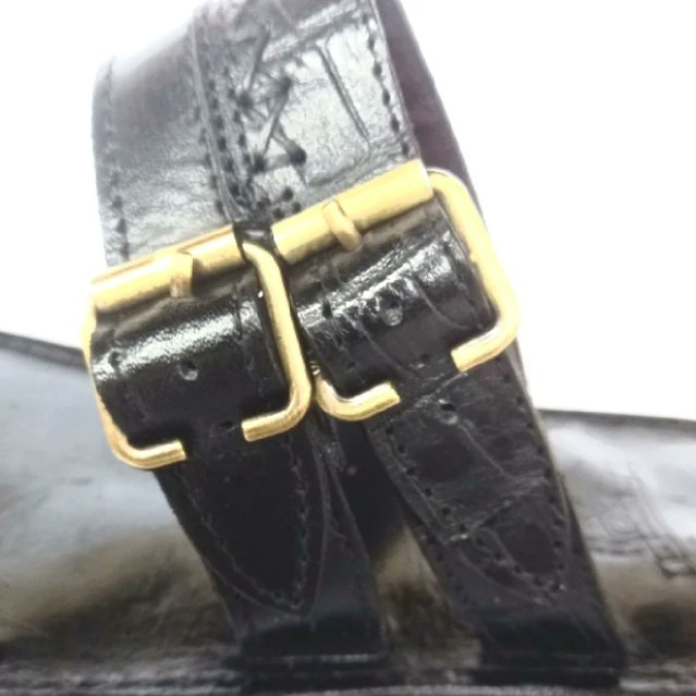 DeMarsqShoes's tweet photo. #ItalianSeriesMenSlippers quality and affordable handmade leather slippers for ur comfort https://t.co/2ufQCker85