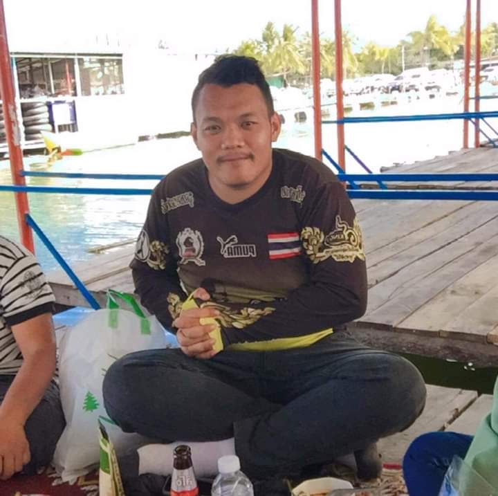Jamesme1995's tweet photo. เบื่อ+เศร้า+เหงา+เซง
ทักได้นะ 
#คนตัวลาย
#อุบล #พิบูล https://t.co/TDYhNPB32b