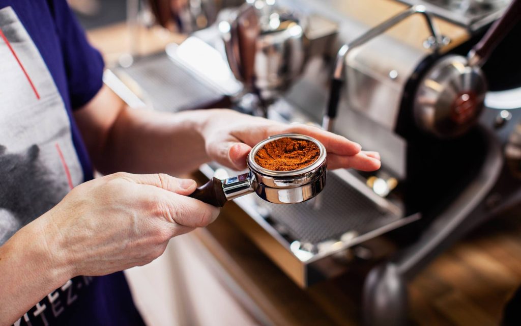 Half-caff coffee: Why roasters should keep an eye on this growing market - Perfect Daily Grind
i.mtr.cool/nwvmqhqiul

#coffee #halfcaff #coffeeroaster #markettrend #coffeelovers