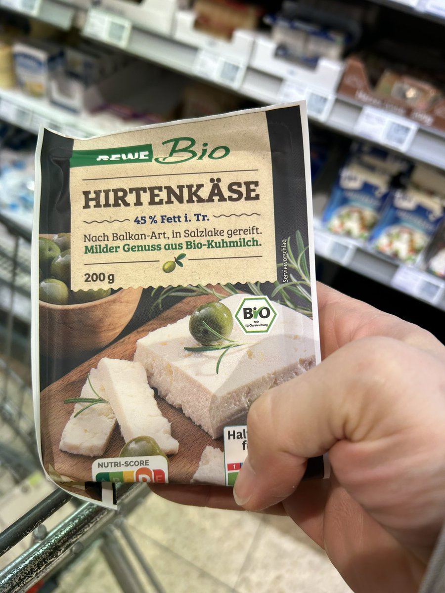 Gurbette geçen 3 yılın sonunda baya baya ezine ayarında peynir bulmanın mutluluğu 🤤 Çoban Peyniri ❤️