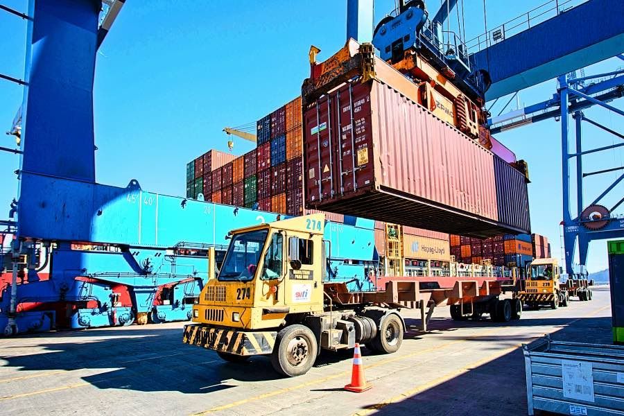 SVTI lanza nuevo sistema de enrolamiento para potenciar seguridad en el terminal. buff.ly/3Ow6JAG <a href="/ptostalcahuano/">Puertos de Talcahuano</a> <a href="/directemar/">Diego Galván</a> <a href="/aduanacl/">Aduanas de Chile</a> #Svti #PuertosdeTalcahuano #SeguridadPortuaria #PuertodeSanVicente  #Directemar#NuevoSistemadeEnrolamiento